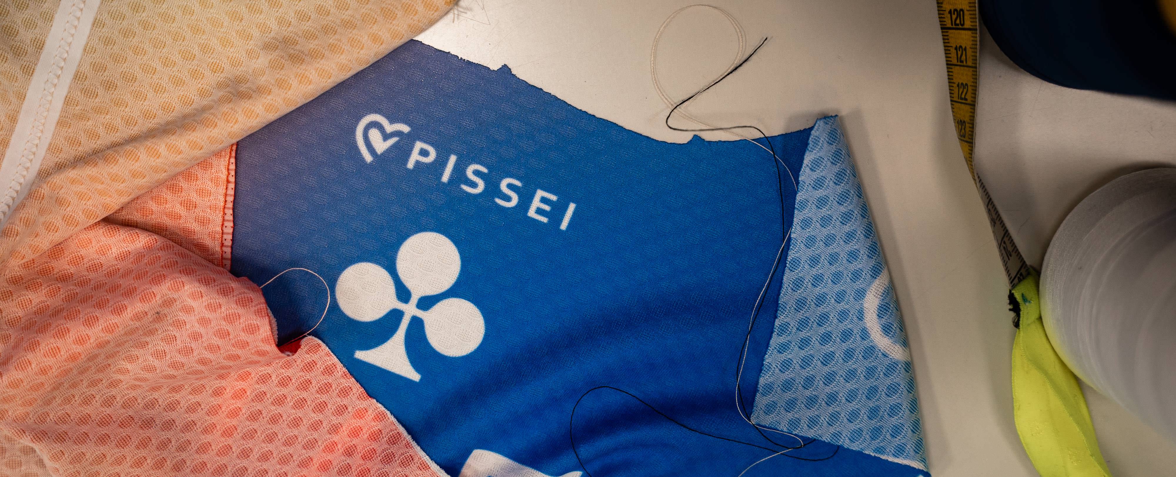Pissei x UAE team ADQ Pissei x UAE team ADQ