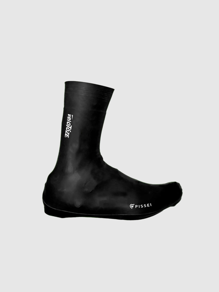 PISSEI: RAINPROOF SILICON SHOE COVERS WITH BUTTONS