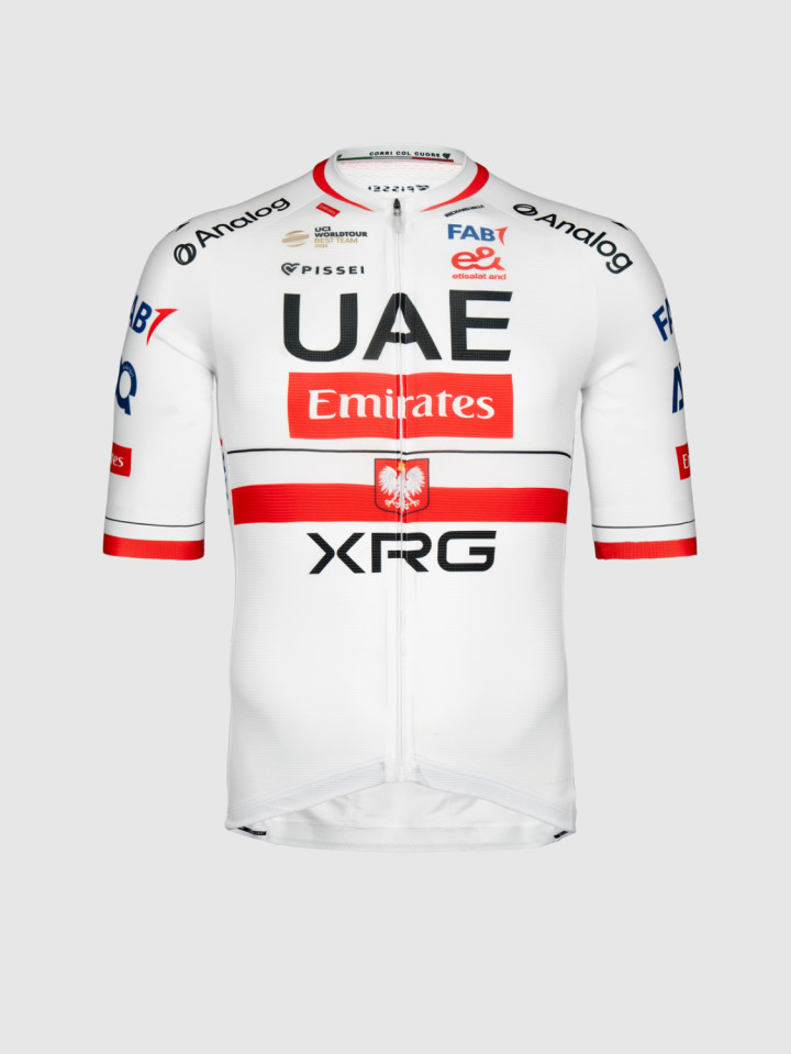 PISSEI: MAILLOT MANCHES COURTES REPLICA UAE TEAM EMIRATES - XRG 2025 CHAMPION DE POLOGNE