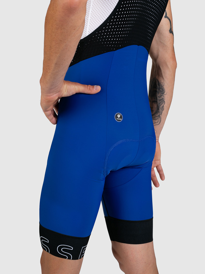 PISSEI: TEMPO X SHORTS