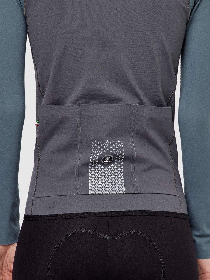 PISSEI: REBORN LONG SLEEVE JERSEY