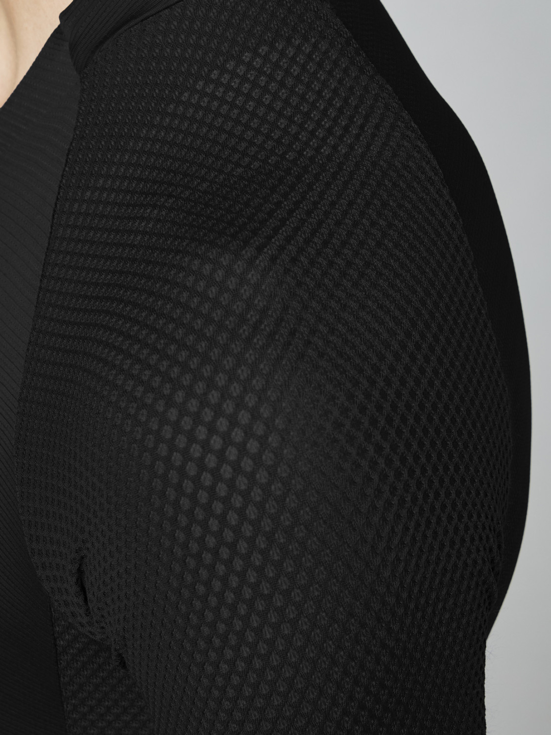 PISSEI: MAGISTRALE ULTRA UAE SHORT SLEEVE JERSEY