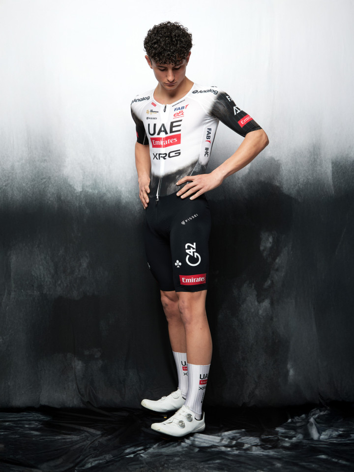 PISSEI: UAE TEAM EMIRATES - XRG 2025 HYBRID SKINSUIT