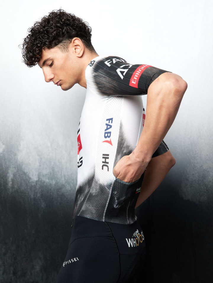 PISSEI: UAE TEAM EMIRATES - XRG 2025 HYBRID SKINSUIT