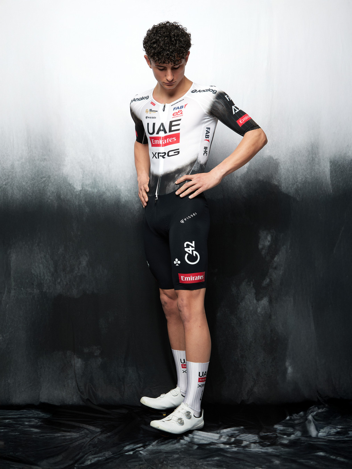 Uae Team Emirates 2024 Magistrale Official Zipperles Short