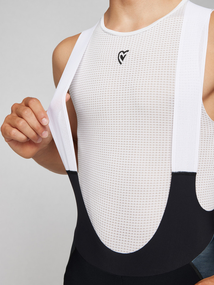 PISSEI: STRUMPFHOSE UAE TEAM EMIRATES 2025