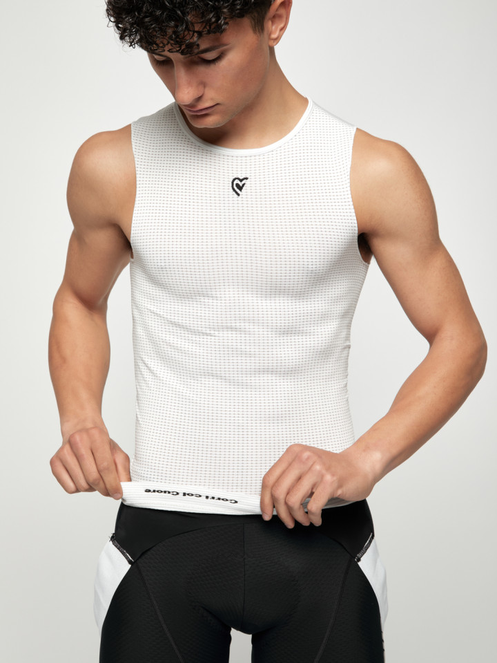PISSEI: ARGENTUM SLEEVELESS BASE LAYER