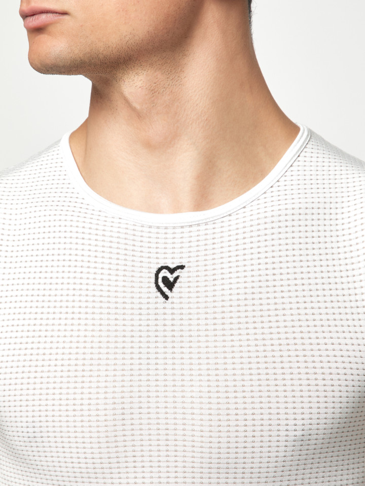 PISSEI: ARGENTUM SLEEVELESS BASE LAYER
