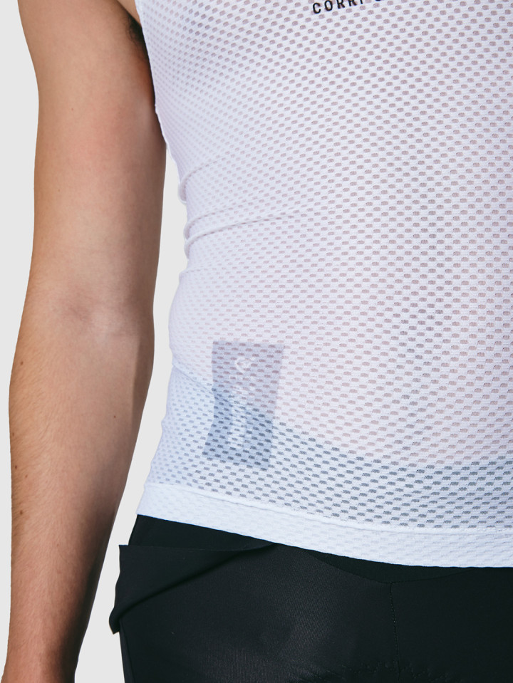 PISSEI: ATTAQUE SLEEVELESS BASE LAYER