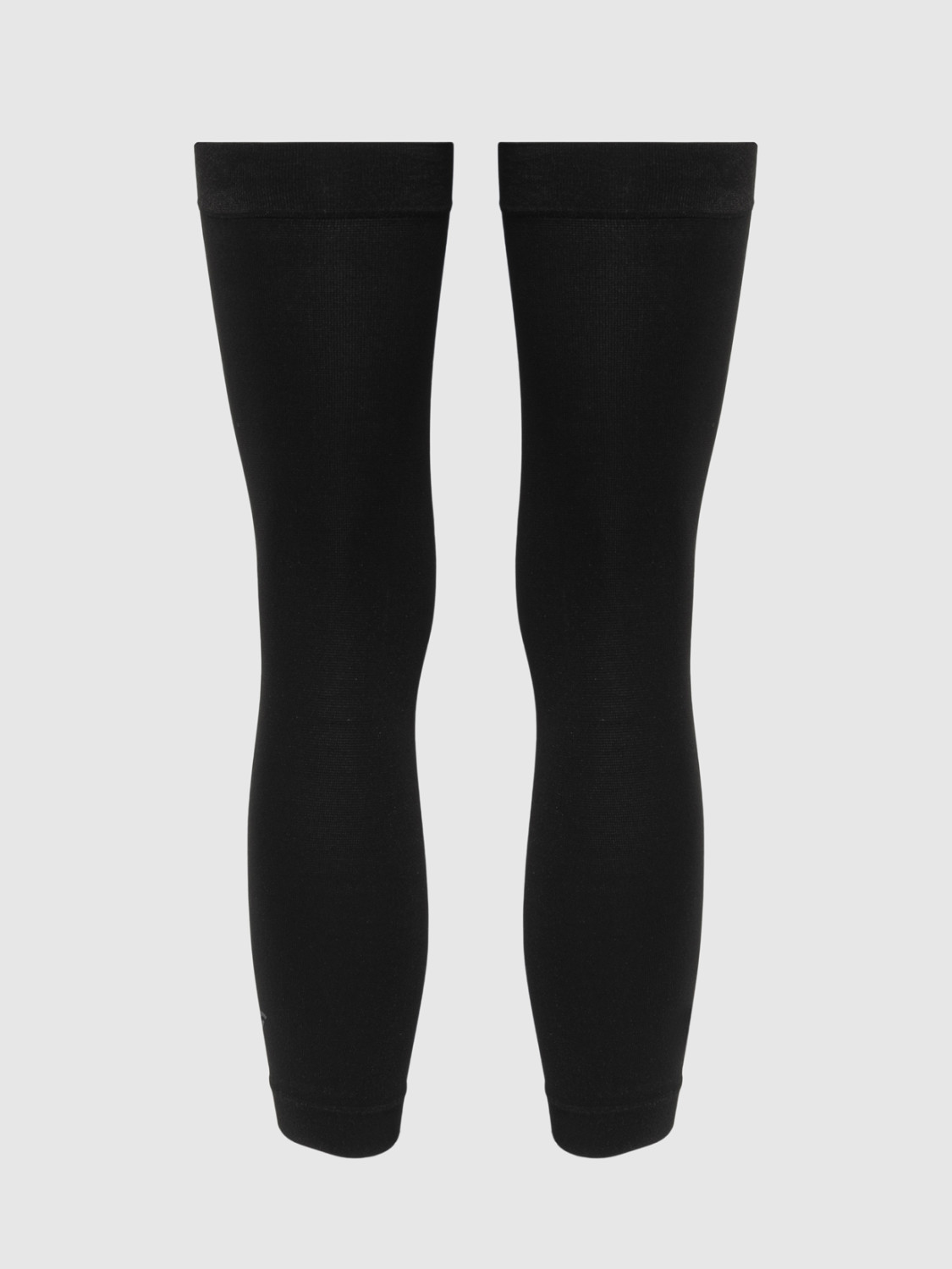 PISSEI: ARGENTUM LEG WARMERS
