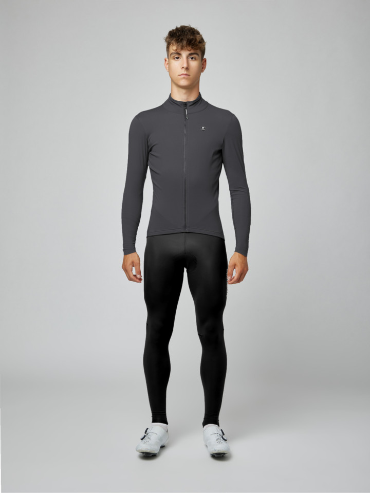 PISSEI: WINTERJACKE PRIMAPELLE