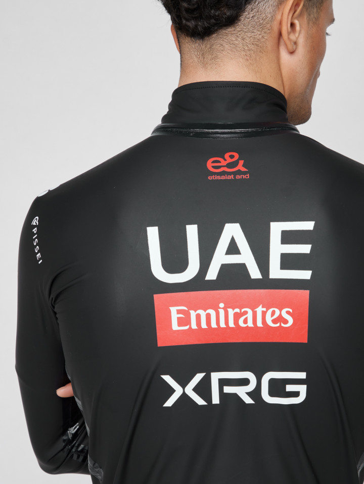 PISSEI: UAE TEAM EMIRATES - XRG 2025 PRIMAPELLE OFFICIAL HEAVY JACKET
