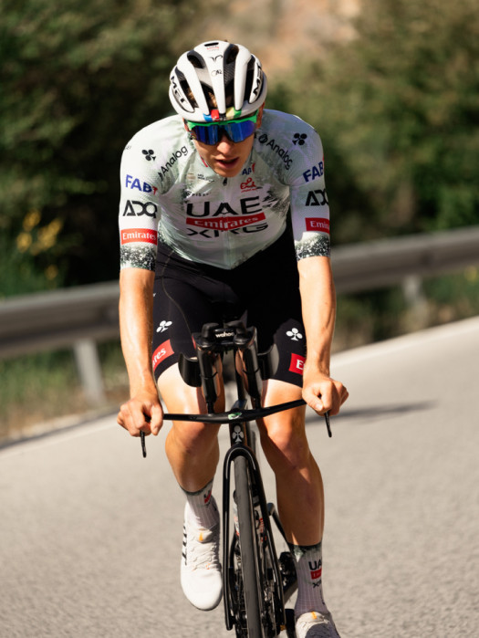 UAE TEAM EMIRATES - XRG TDF 2025 MAGISTRALE ULTRA KURZÄRMTRIKOT UAE TEAM EMIRATES - XRG TDF 2025 MAGISTRALE ULTRA KURZÄRMTRIKOT