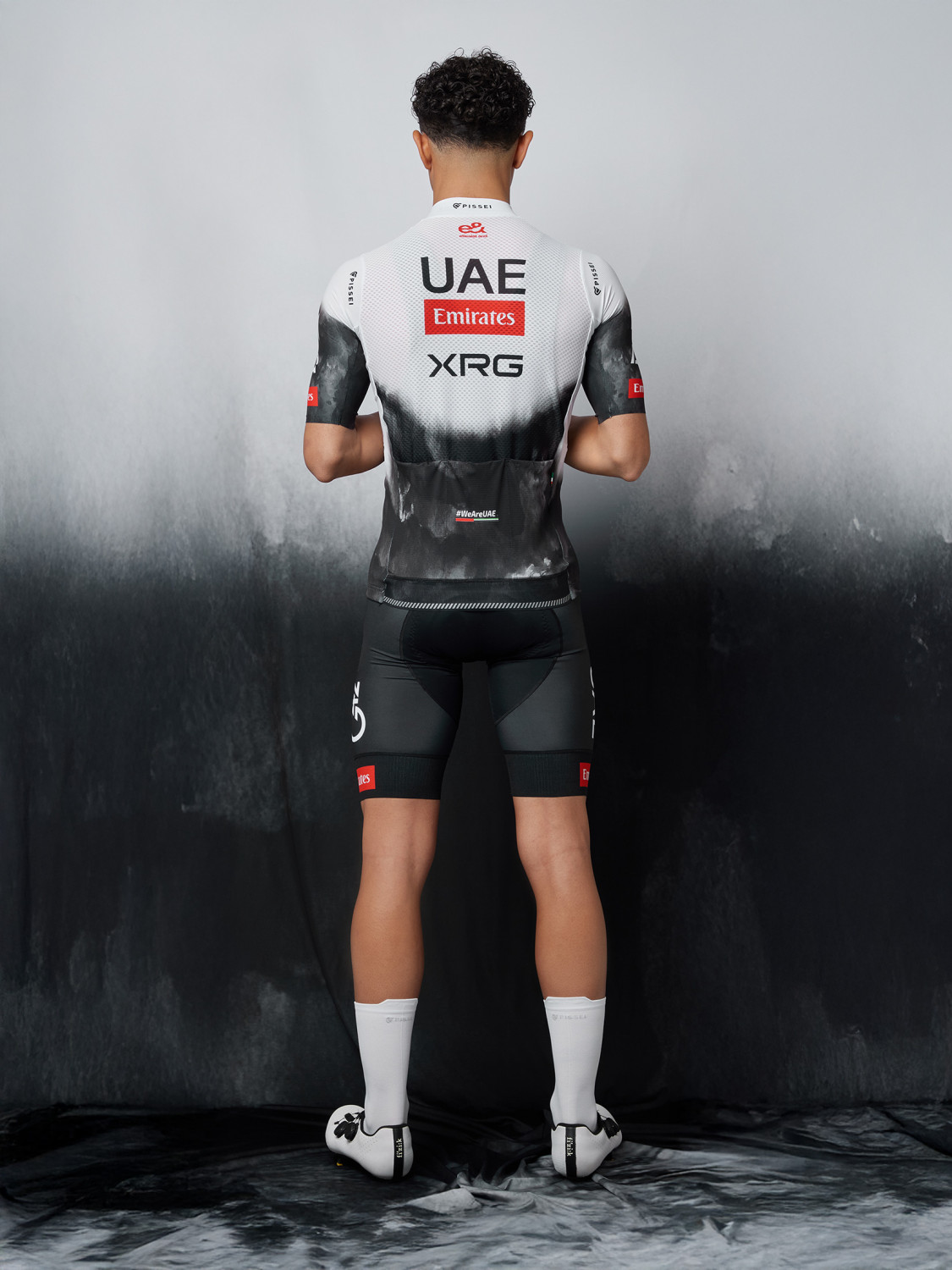 PISSEI UAE Emirates サイクルジャージ　2025モデル Uae Team Emirates - Xrg 2025 Magistrale Official Short Sleeve Jersey