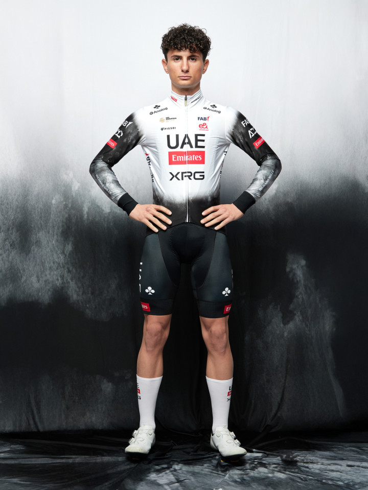 PISSEI: UAE TEAM EMIRATES - XRG 2025 REPLICA LONG SLEEVE JERSEY