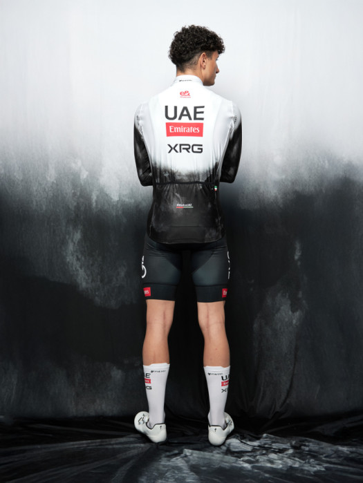 UAE TEAM EMIRATES - XRG 2025 REPLICA LONG SLEEVE JERSEY