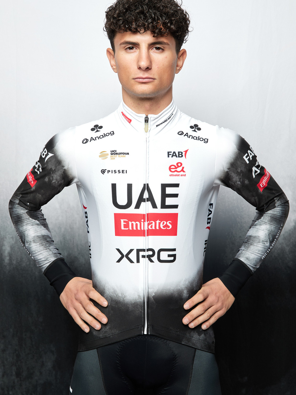 PISSEI: UAE TEAM EMIRATES - XRG 2025 REPLICA LONG SLEEVE JERSEY