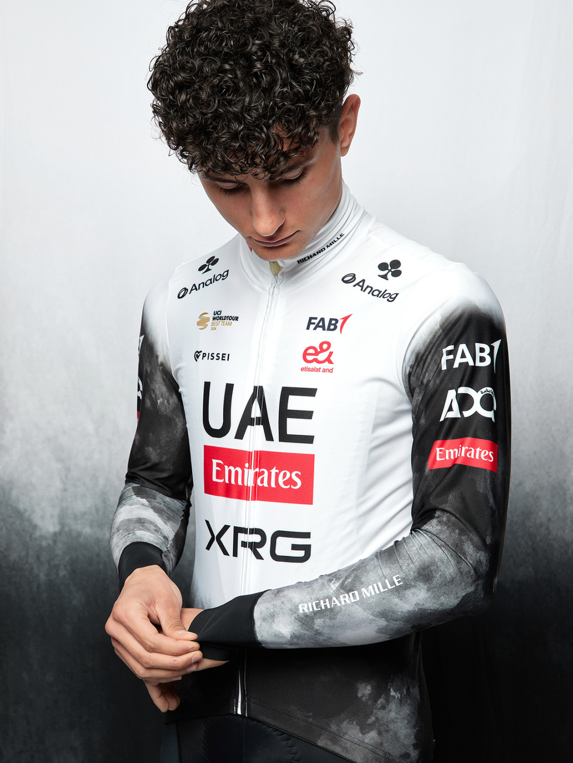 PISSEI: UAE TEAM EMIRATES - XRG 2025 REPLICA LONG SLEEVE JERSEY