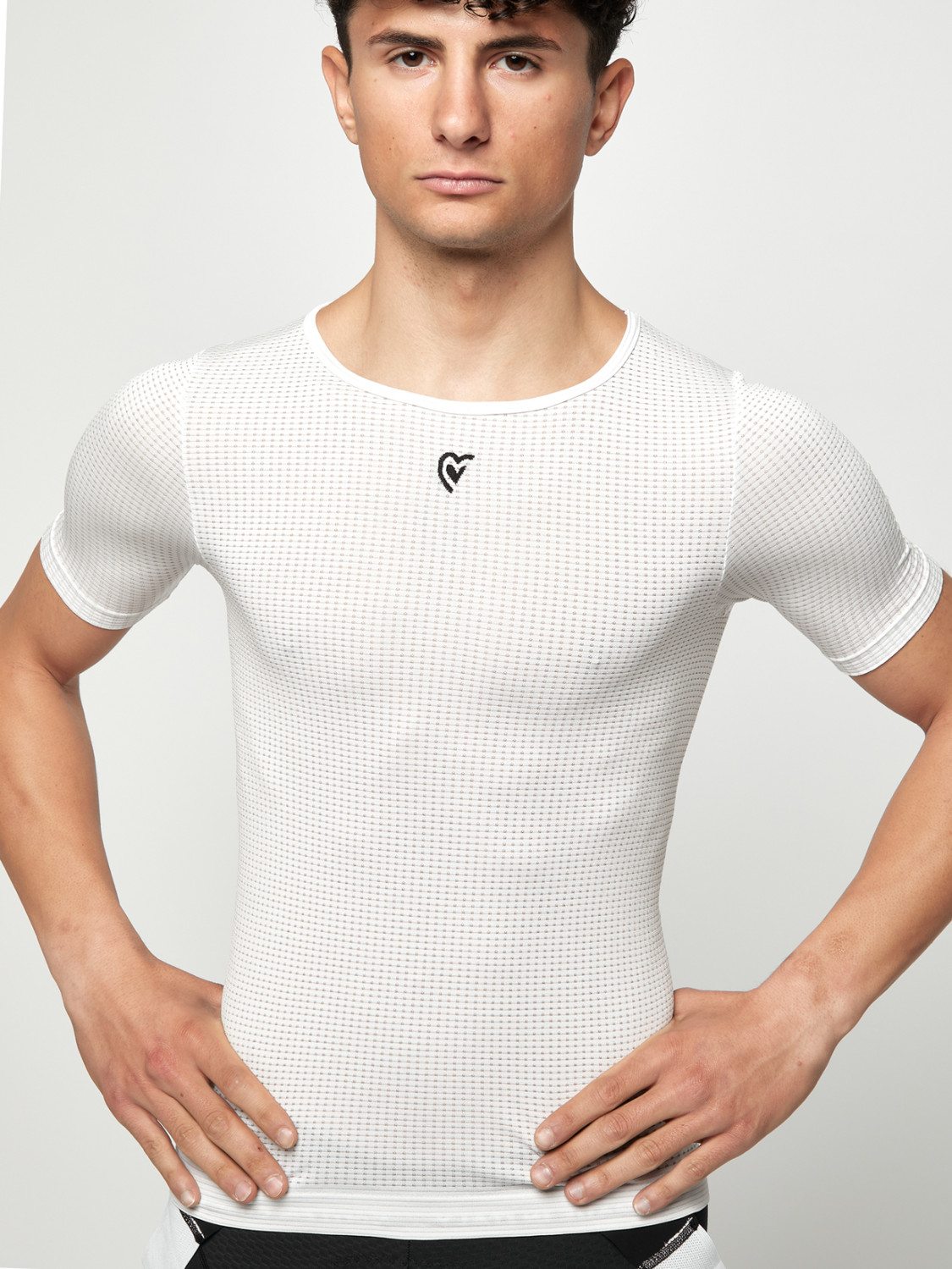 PISSEI: KURZÄRMLIGE FUNKTIONSUNTERHEMD ARGENTUM