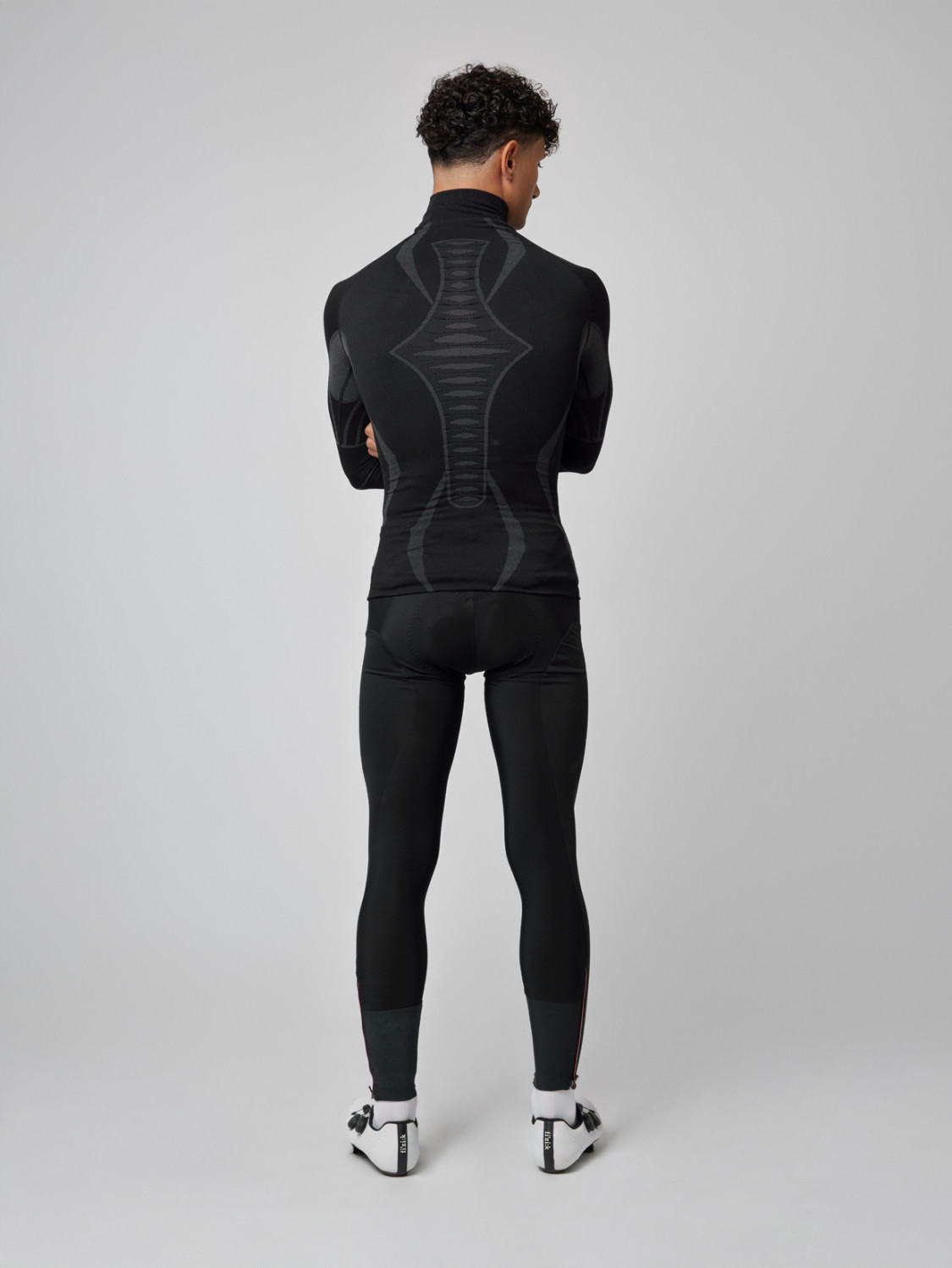 PISSEI: ALASKA SEAMLESS LONG SLEEVE BASE LAYER