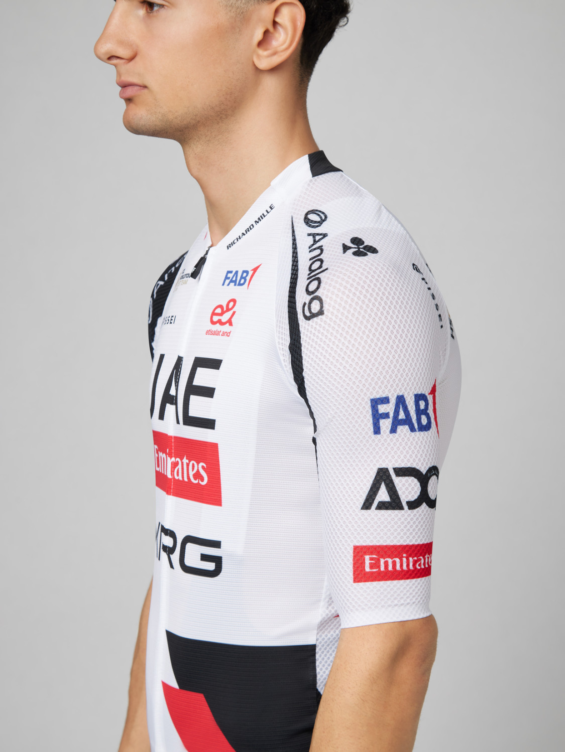 PISSEI: MAILLOTS MANGA CORTA MAGISTRALE ULTRA UAE TEAM EMIRATES - XRG 2026