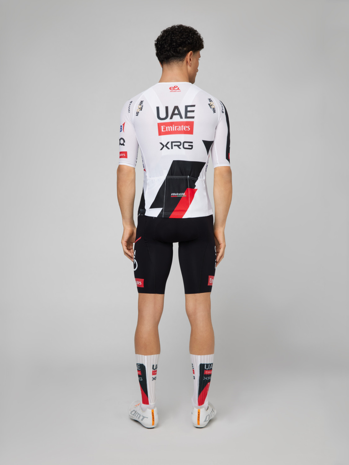 PISSEI: UAE TEAM EMIRATES - XRG 2026 MAGISTRALE ULTRALIGHT SHORT SLEEVE JERSEY