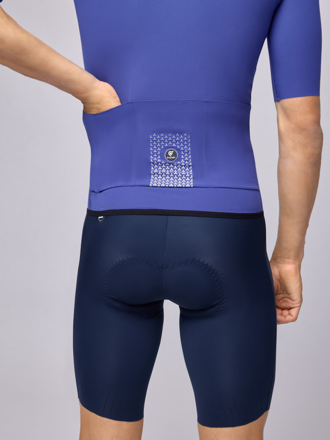 PISSEI: KURZARMTRIKOT PRIMAPELLE