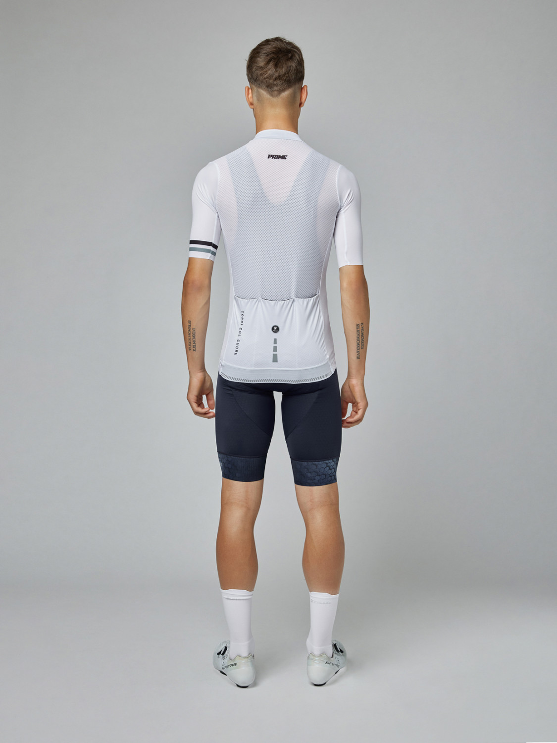 PISSEI: MAGLIA MANICHE CORTE PRIME