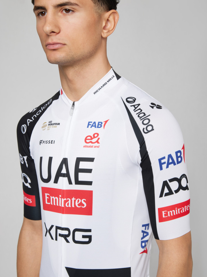 PISSEI: MAGLIA MANICHE CORTE REPLICA UAE TEAM EMIRATES - XRG 2026