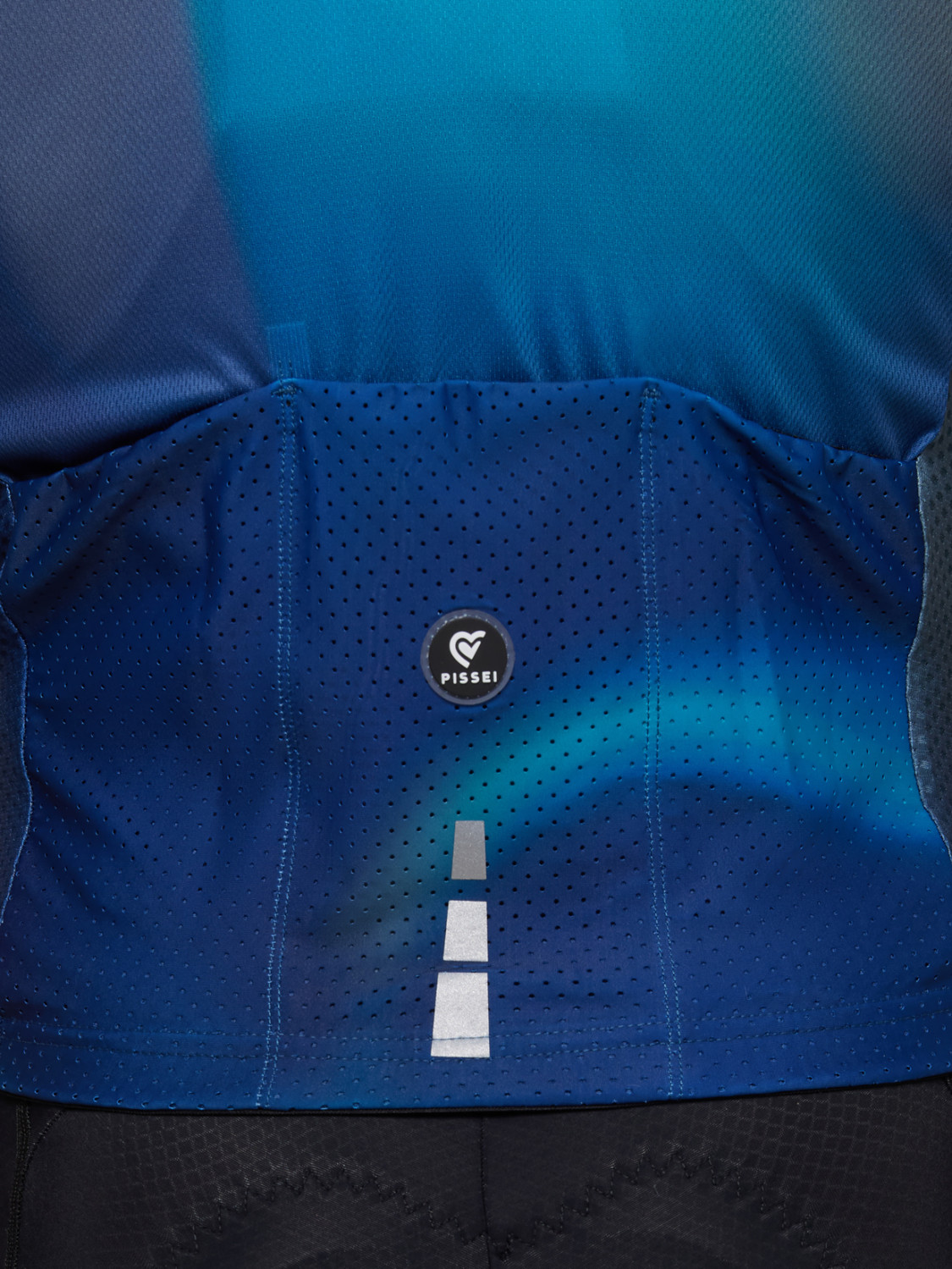 PISSEI: MAGISTRALE UAE SUPERLIGHT SHORT SLEEVE JERSEY