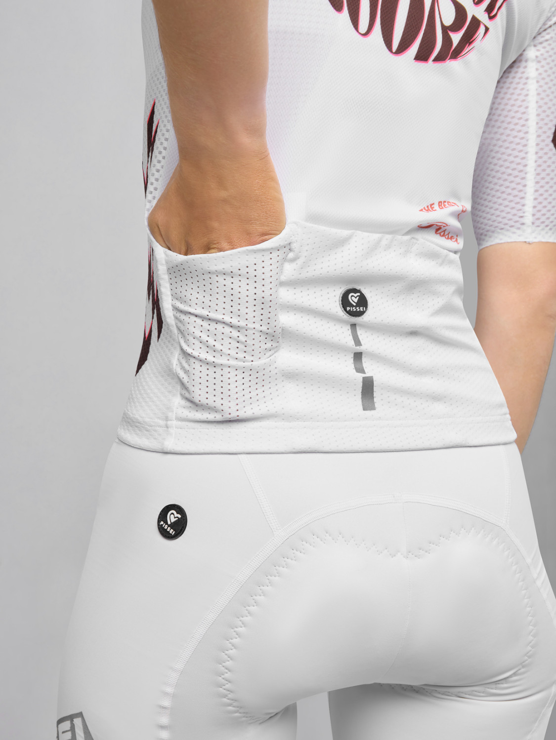 PISSEI: THUNDER WOMAN SHORT SLEEVE JERSEY