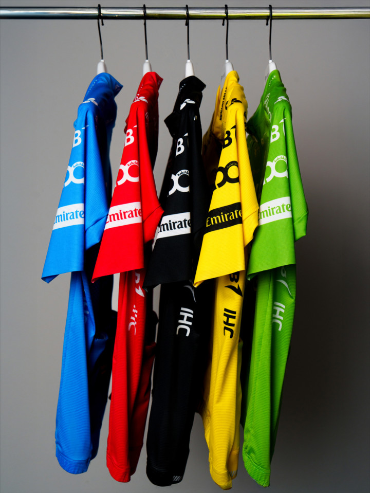 PISSEI: SHORT SLEEVE TRAINING JERSEY TADEJ POGACAR