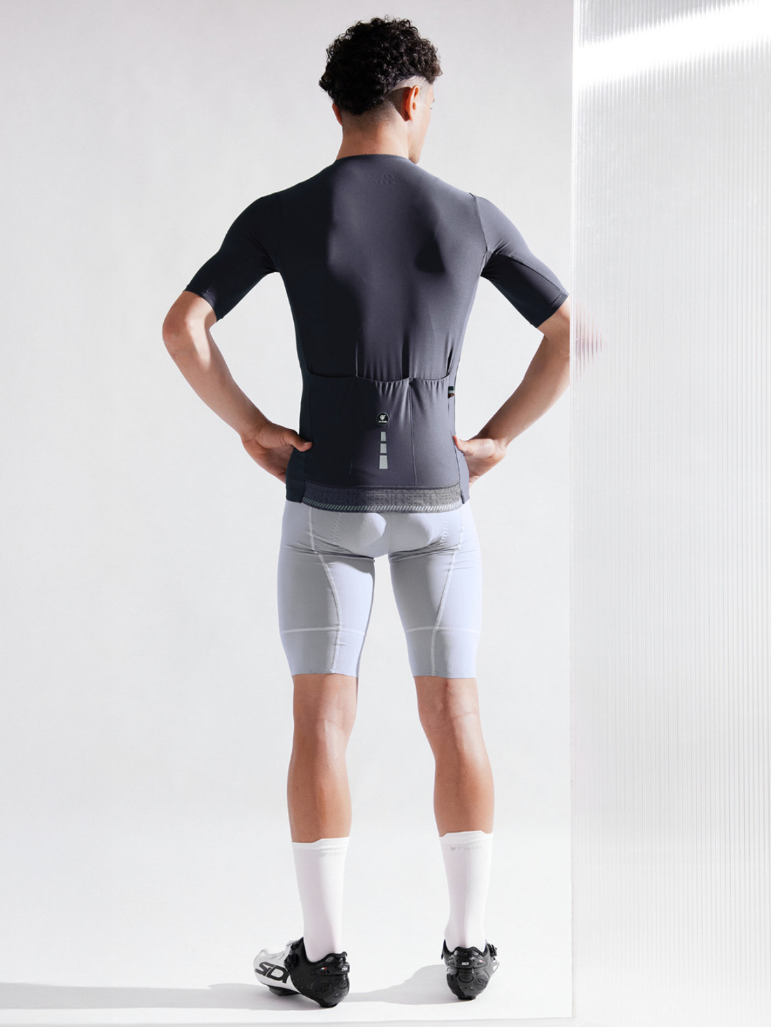 PISSEI: UNSEEN SHORT SLEEVE JERSEY