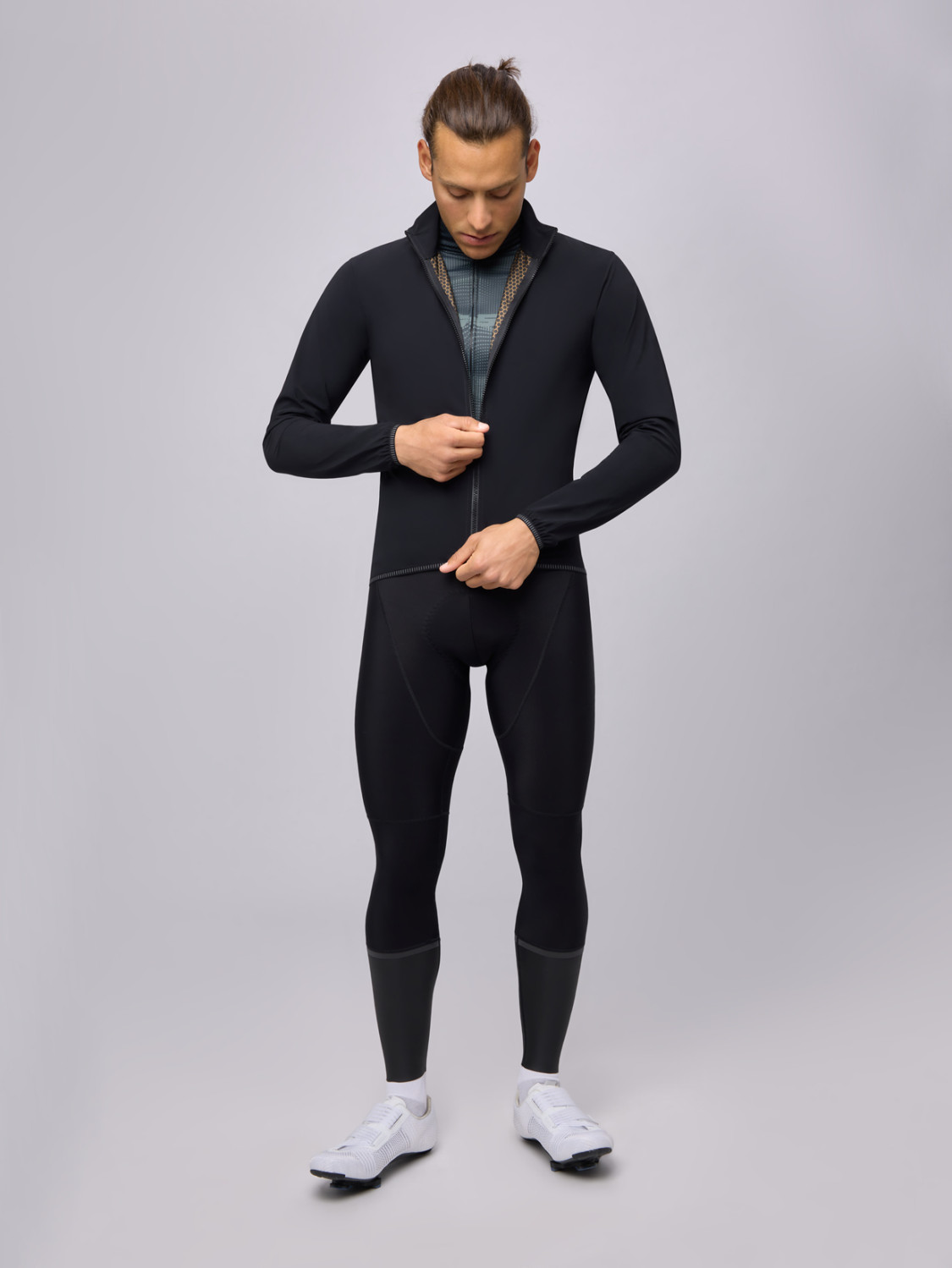 PISSEI: RAIN JACKET