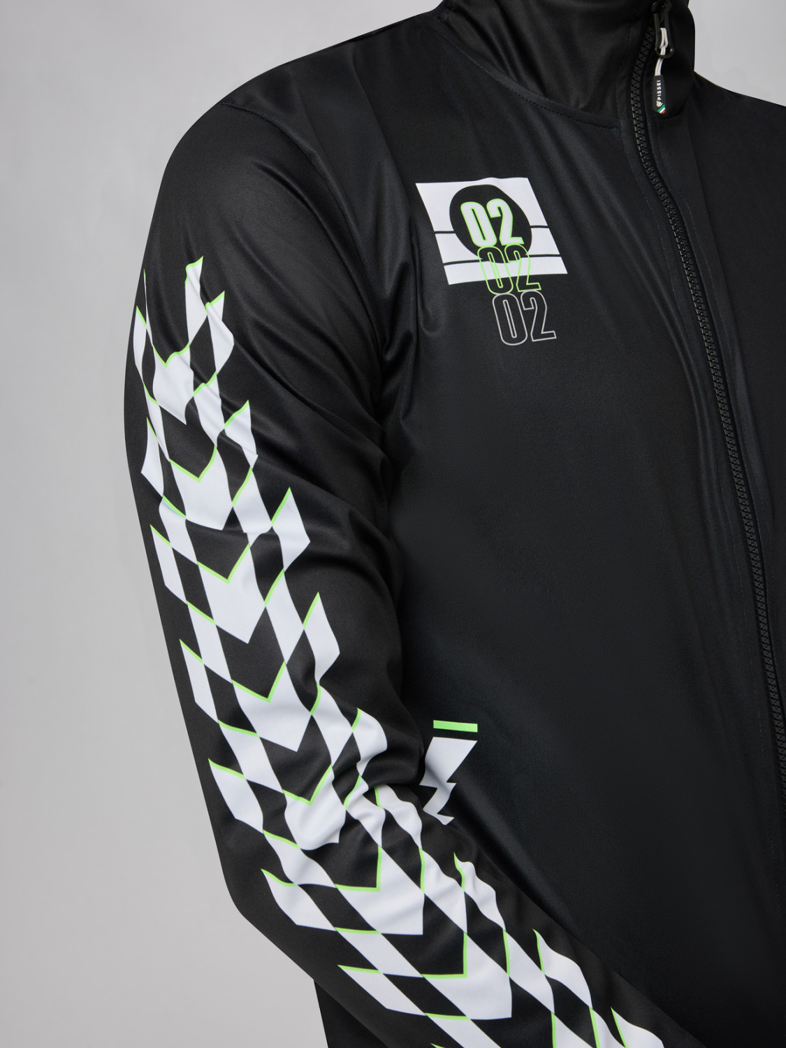 PISSEI: THUNDER WINDPROOF JACKET