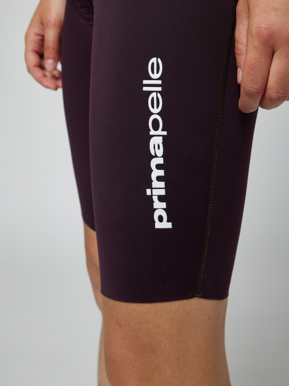 PISSEI: PANTALONCINO CORTO INVERNALE DONNA PRIMAPELLE