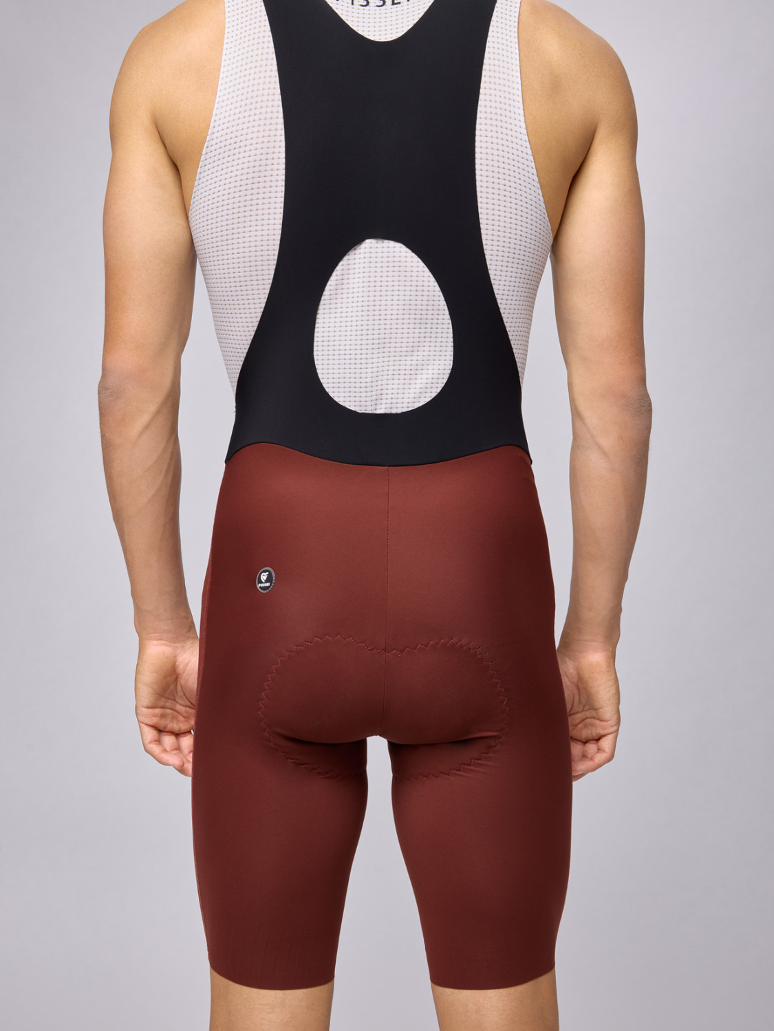 PISSEI: KURZE TRÄGERHOSE PRIMAPELLE