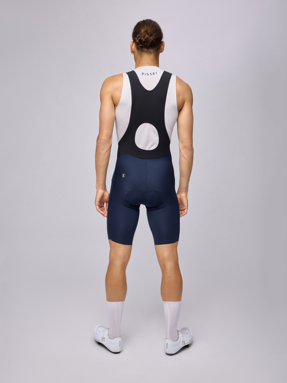 PISSEI: KURZE TRÄGERHOSE PRIMAPELLE