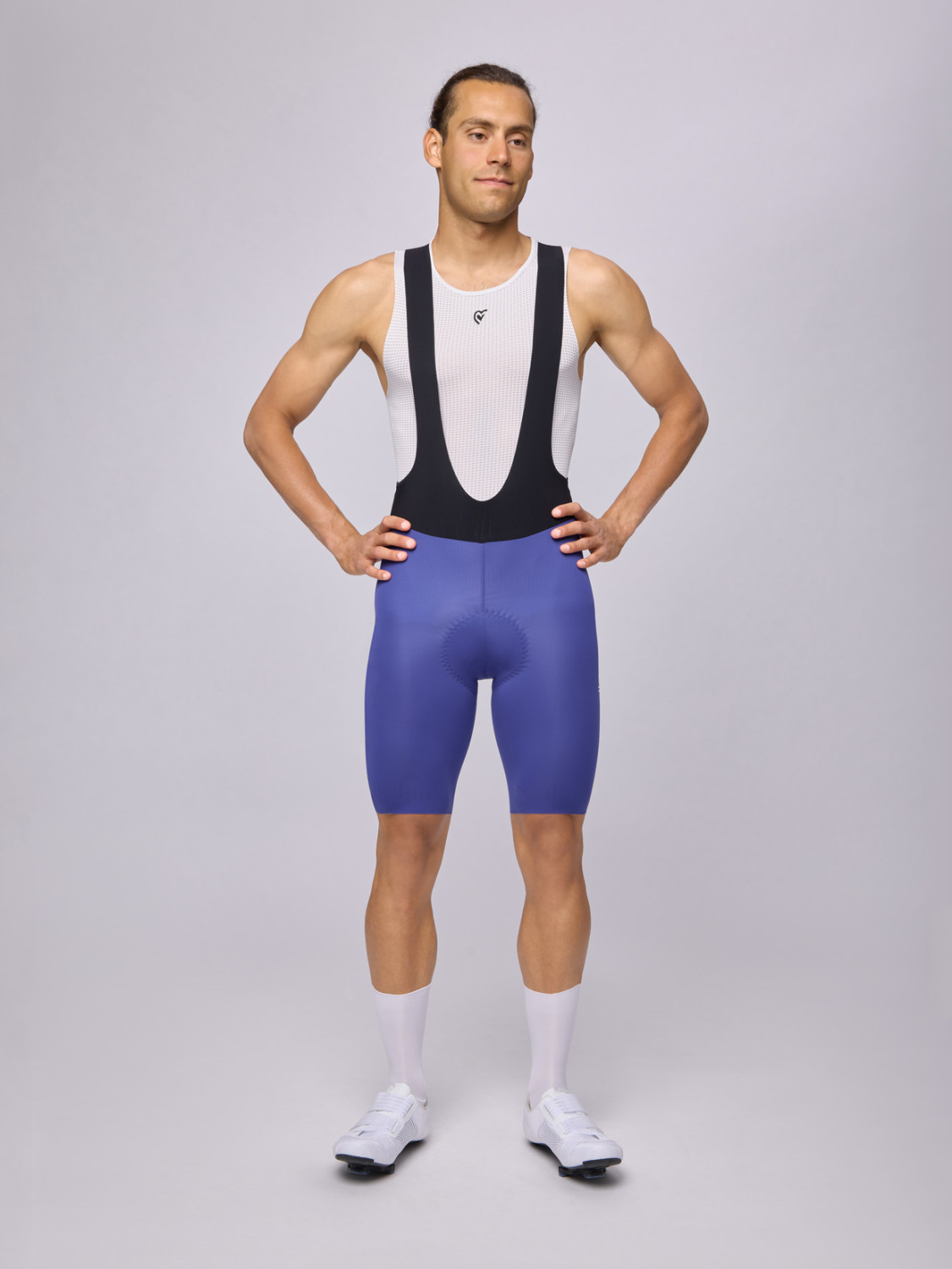 PISSEI: KURZE TRÄGERHOSE PRIMAPELLE