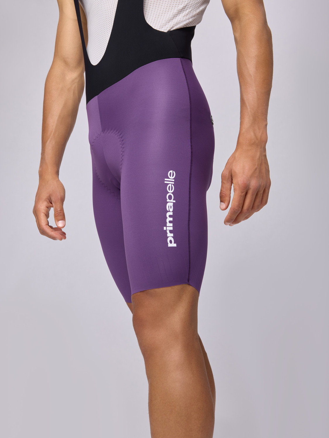 PISSEI: KURZE TRÄGERHOSE PRIMAPELLE