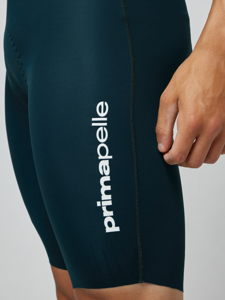 PISSEI: KURZE TRÄGERHOSE PRIMAPELLE