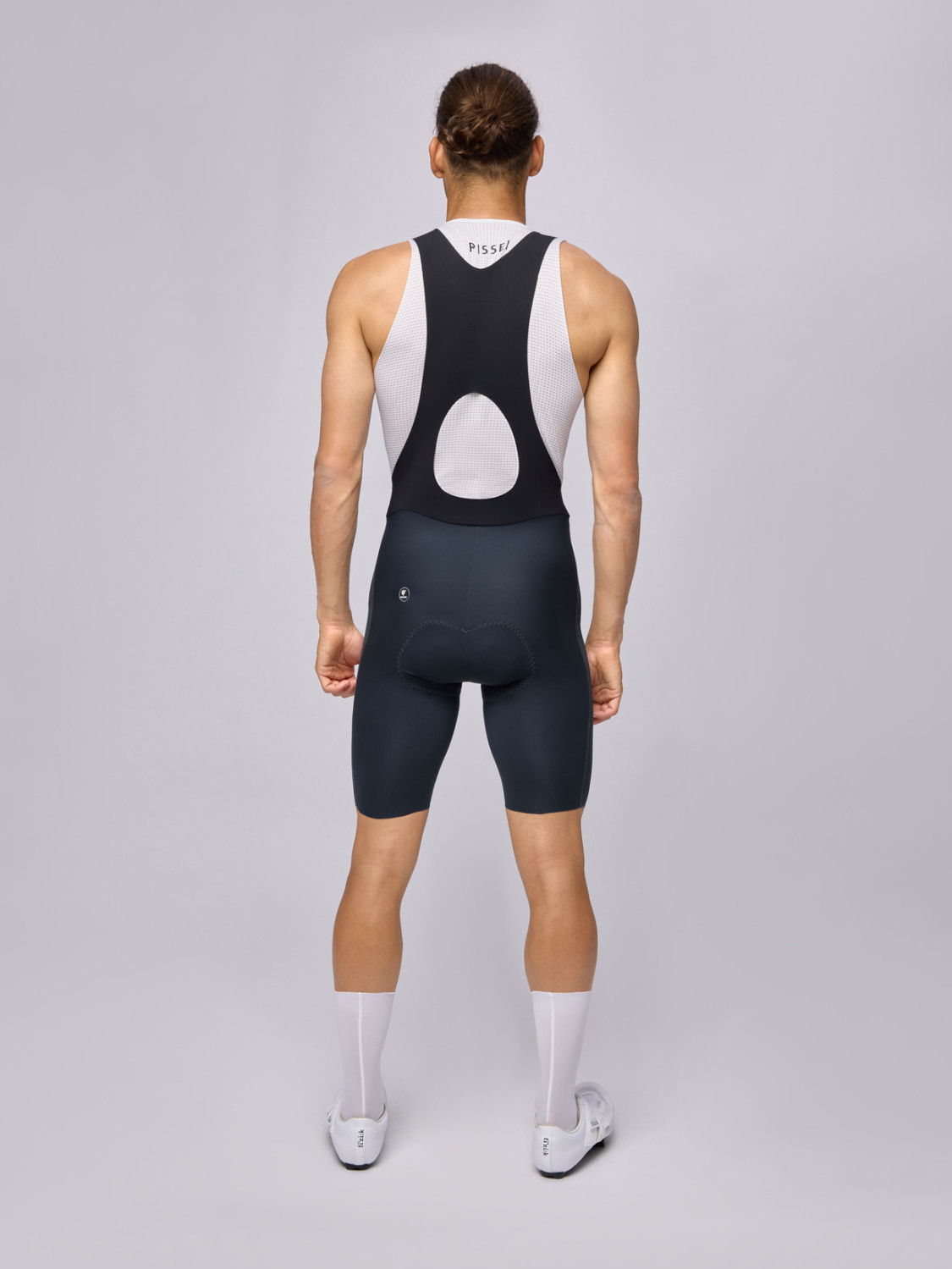 PISSEI: KURZE TRÄGERHOSE PRIMAPELLE