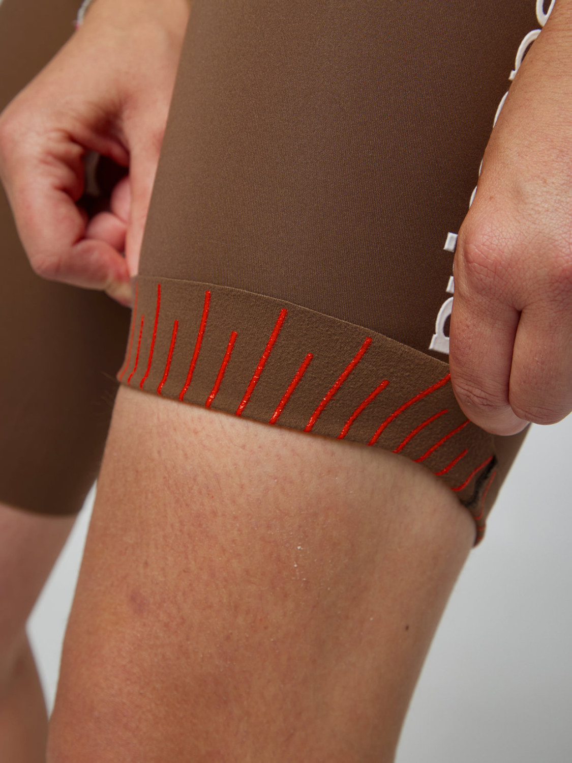 PISSEI: PRIMAPELLE WOMAN THERMAL BIB SHORTS