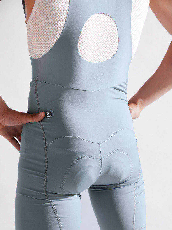 PISSEI: UNSEEN BIBSHORTS