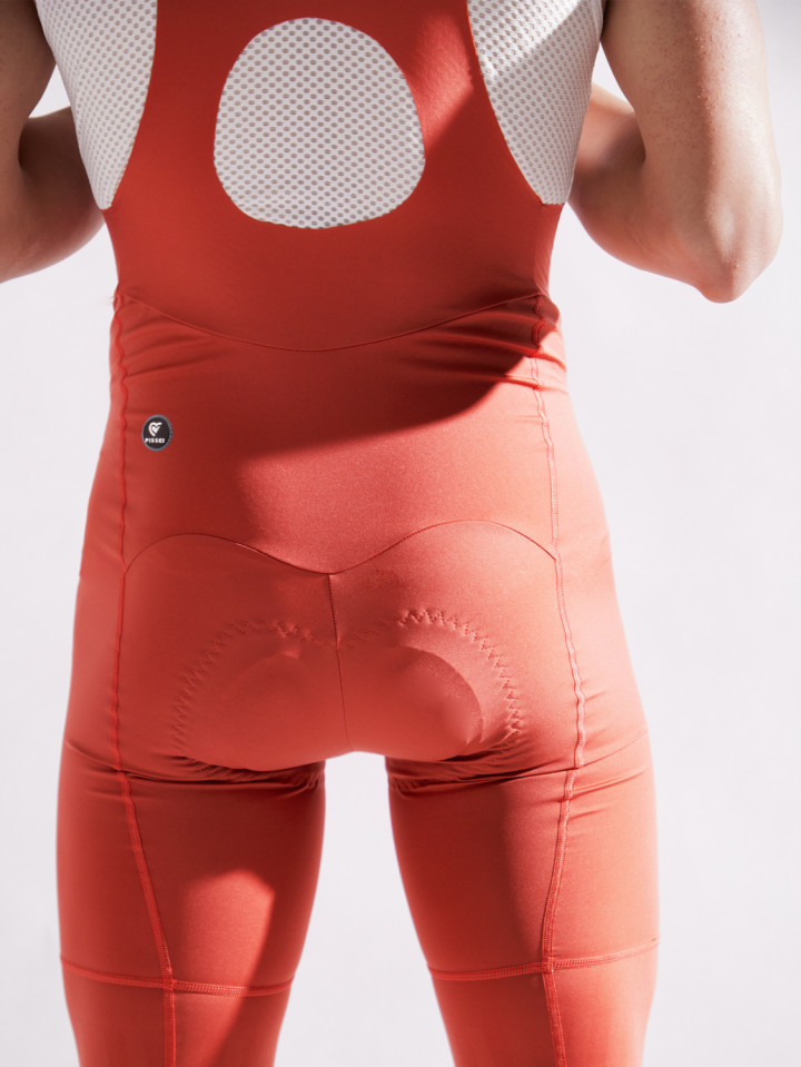 PISSEI: UNSEEN BIBSHORTS