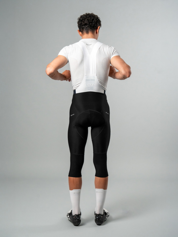 PISSEI: GAVIA PIECE-DYED BIB-KNICKERS