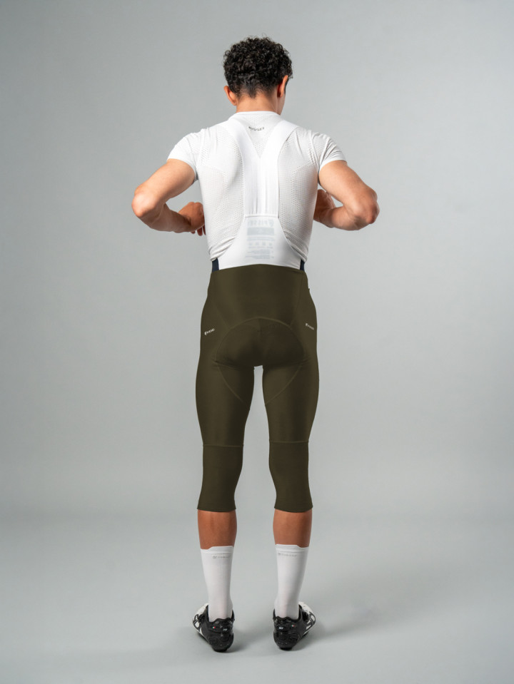 PISSEI: GAVIA PIECE-DYED BIB-KNICKERS
