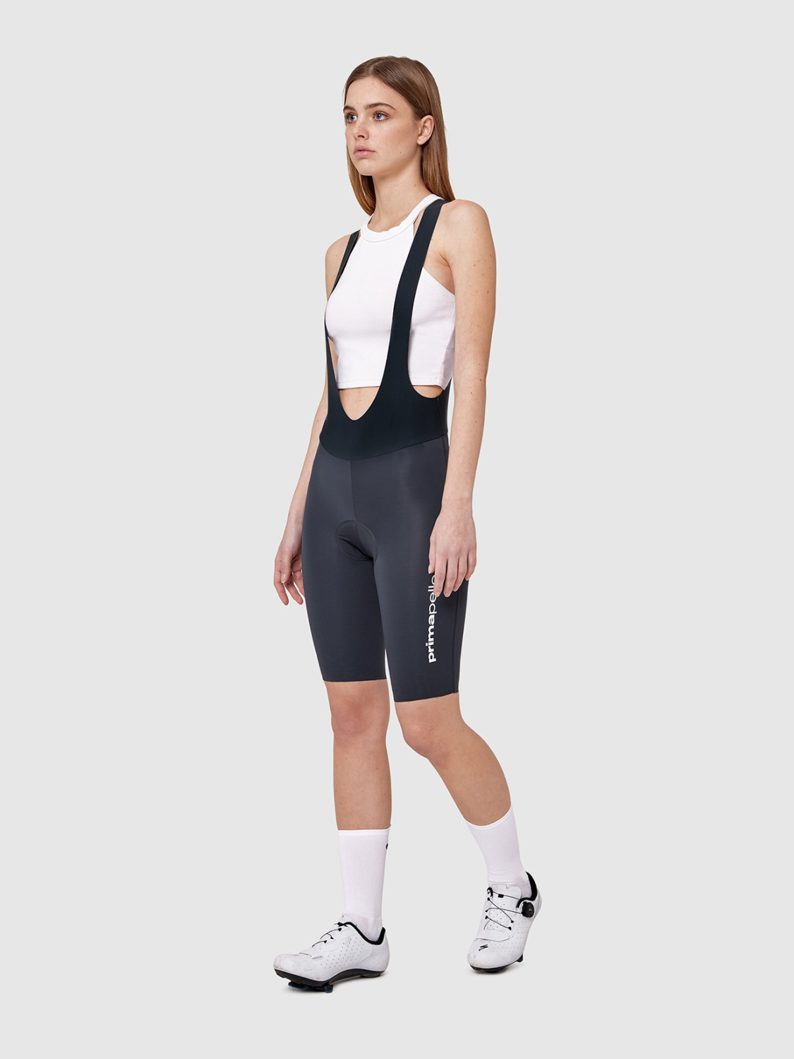 PISSEI: KURZE TRÄGERHOSE FÜR DAMEN PRIMAPELLE