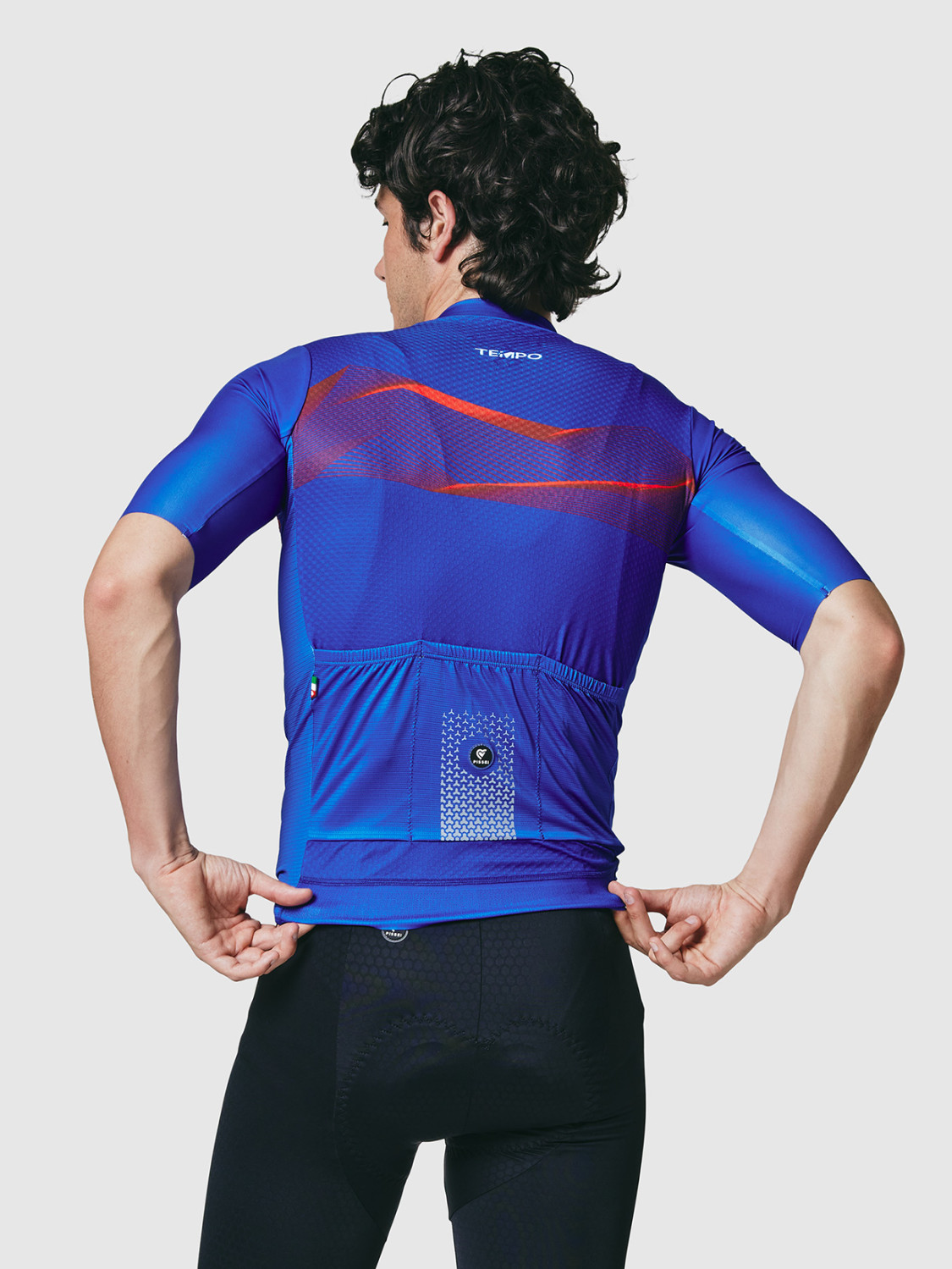 PISSEI: KURZARMTRIKOT TEMPO