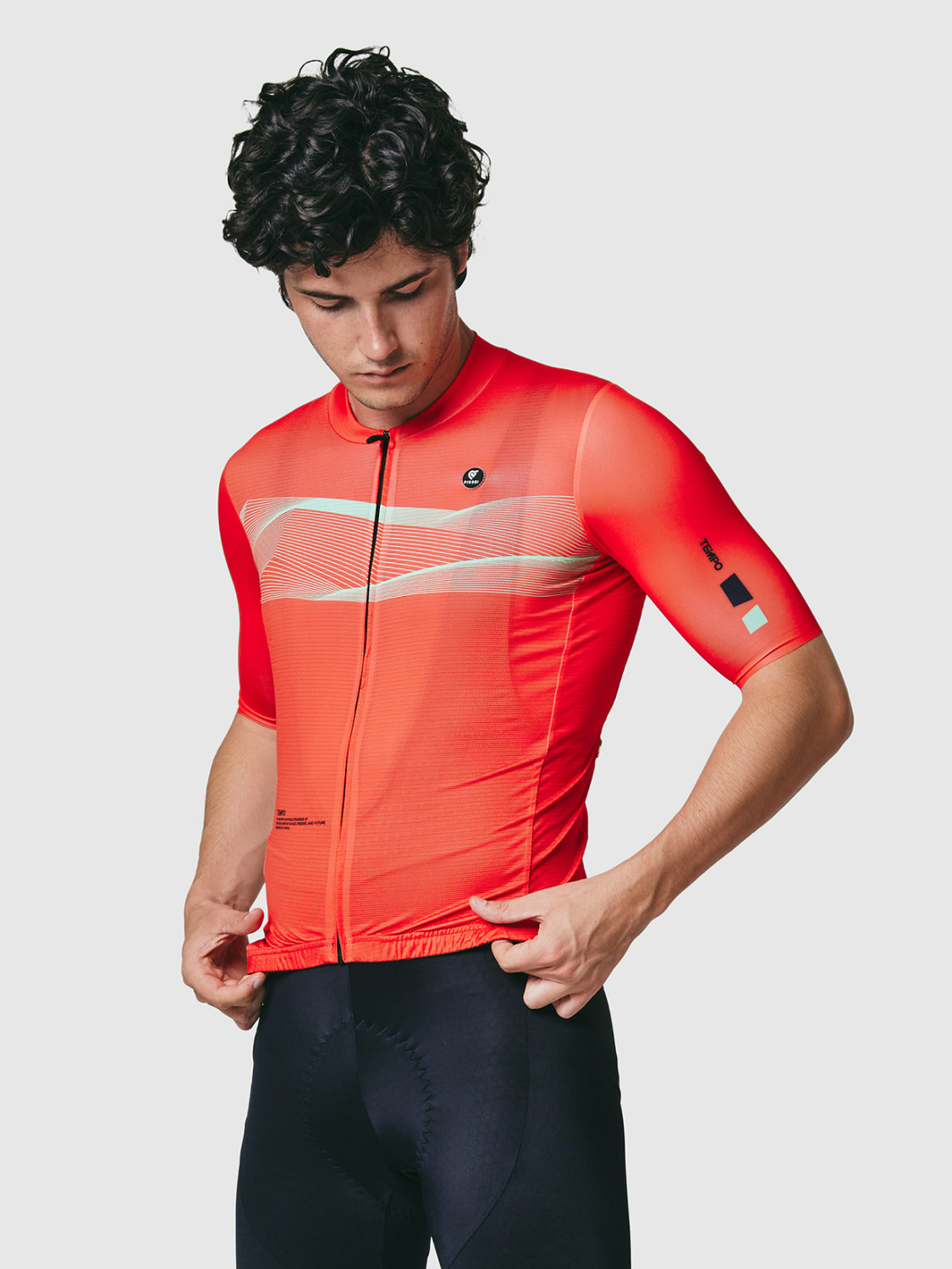 PISSEI: TEMPO SHORT SLEEVE JERSEY